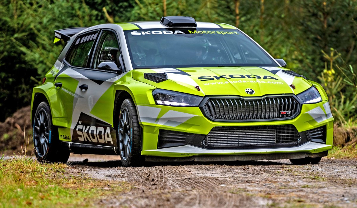 Koda Fabia Rs Rally Jak Je Dzi Nowa Rajdowa Bro Skody Magazyn Auto