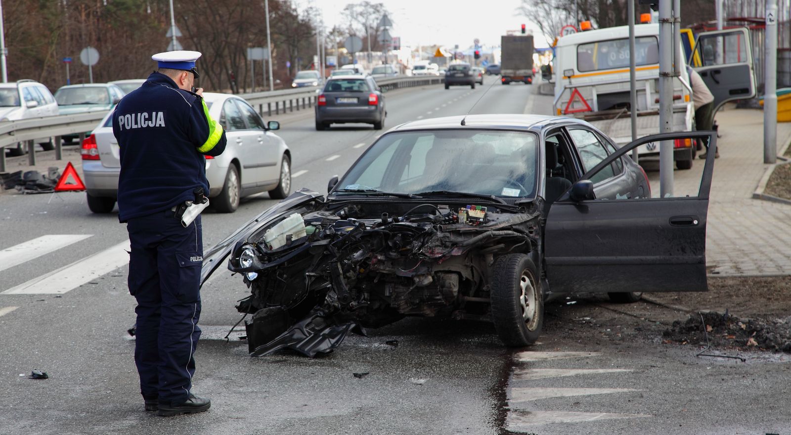 Mniej wypadków i ich ofiar na polskich drogach w 2022 roku Magazyn Auto