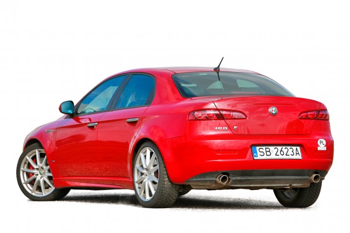 Alfa-Romeo-159_2