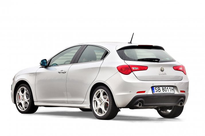 Alfa-Romeo-Giulietta_2