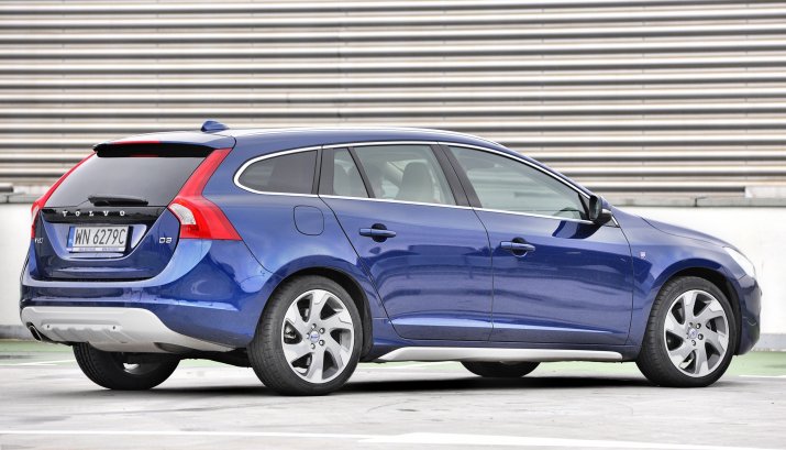 Volvo-V60-I-Cross-Country_4