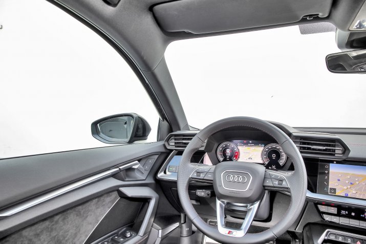 Audi A3 Limousine_11