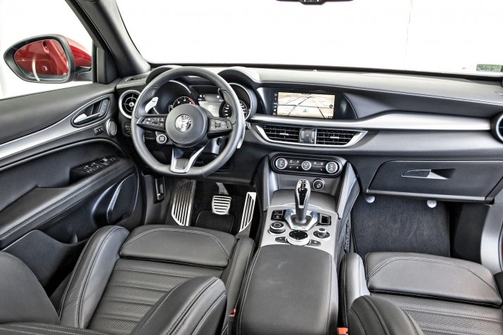 Alfa Romeo Stelvio_06