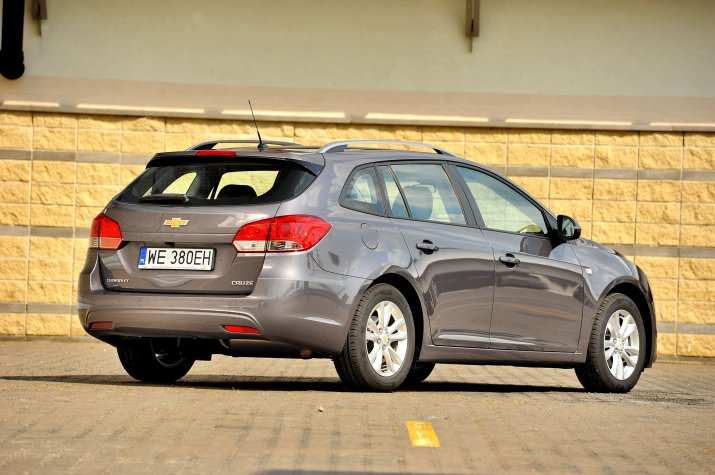 Chevrolet-Cruze_5