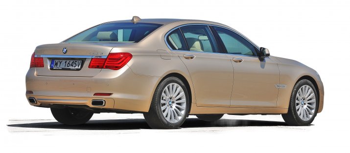 BMw-serii-7-F01_2
