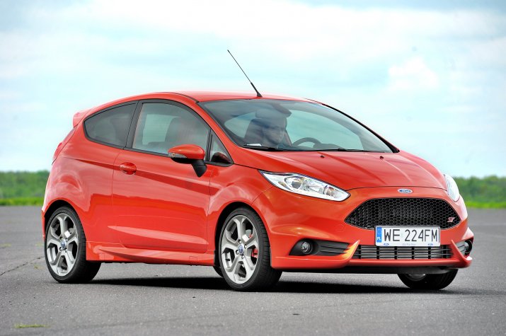 Ford-Fiesta_4
