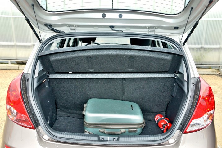 Hyundai-i20-I_4