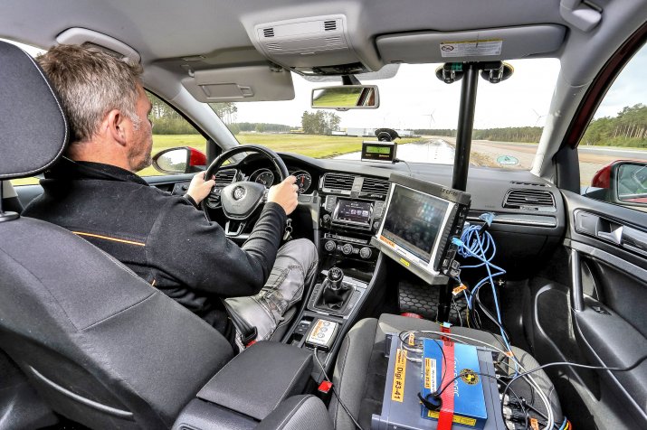 Test hamowania przy dużych prędkościach