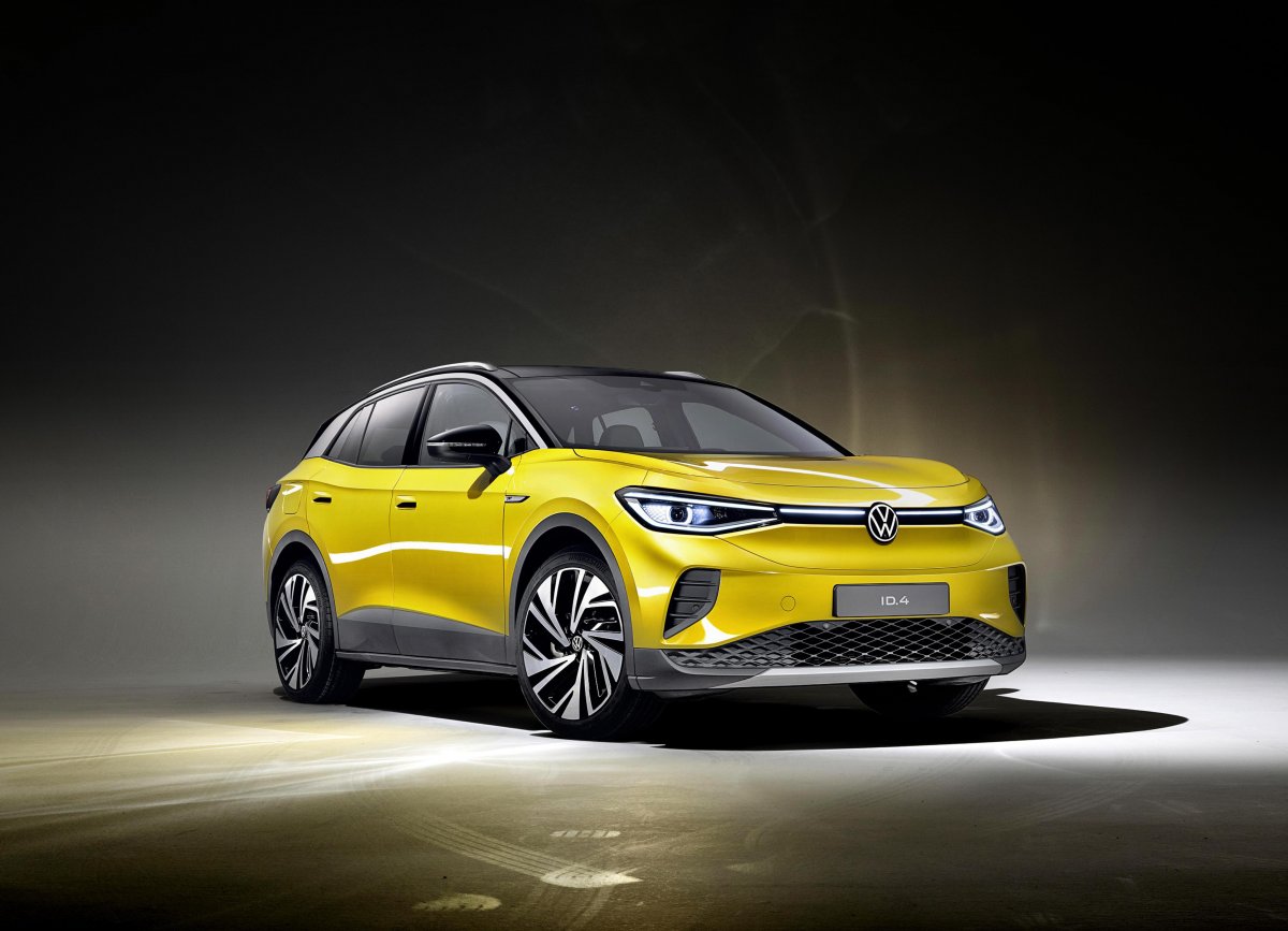 Elektryczny SUV Volkswagena VW ID 4 Magazyn Auto