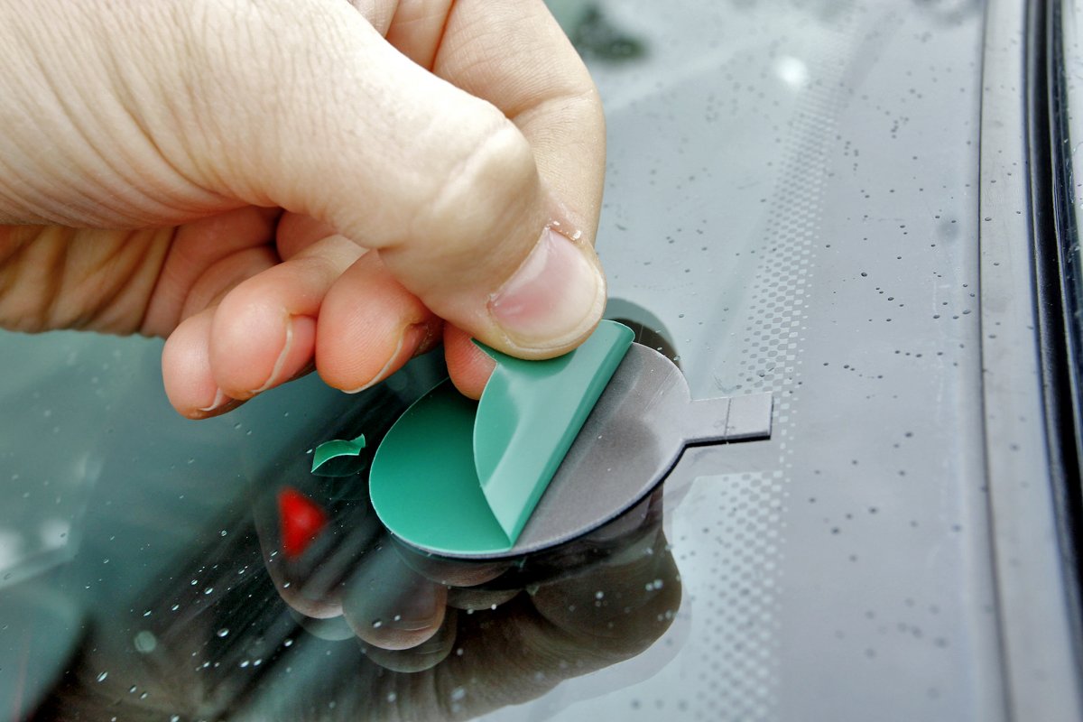 ściany Się Burzą Szyby Pękają Na Raz Samodzielna naprawa odprysków szyby - Magazyn Auto