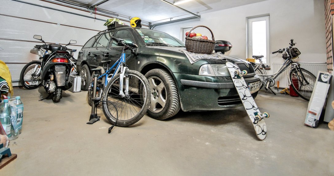 Co się może popsuć podczas długiego postoju auta