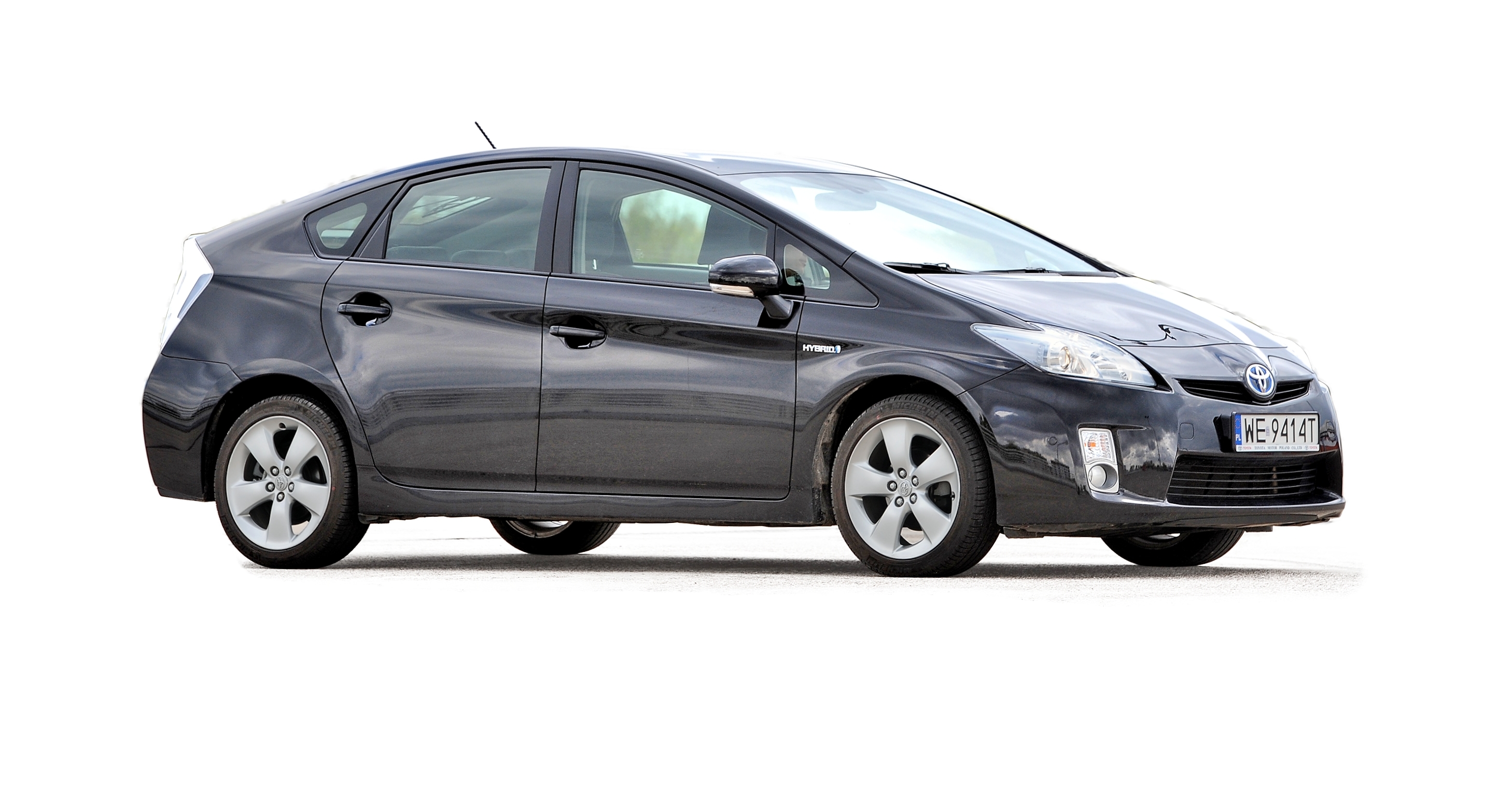 Toyota-Prius-III_8