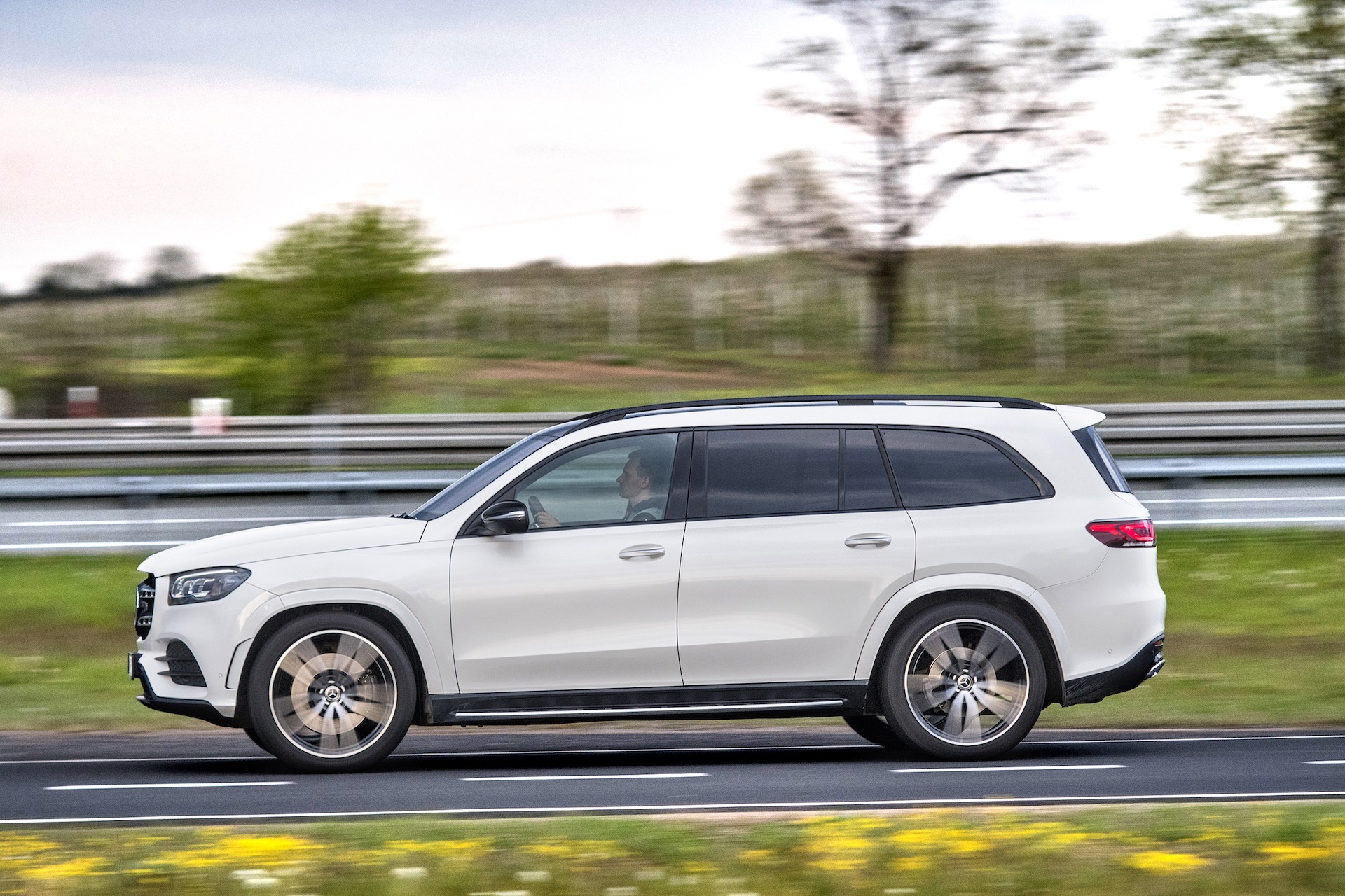 KSZ_MERCEDES_GLS400d_II_X167_DYNAMIKA_050