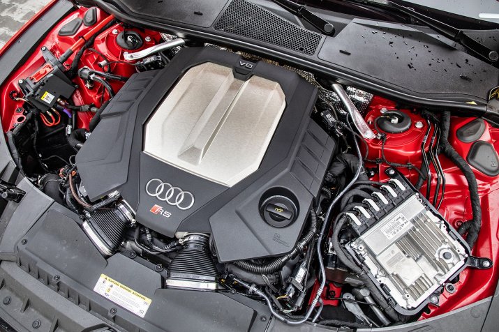 2020 Audi RS7_01