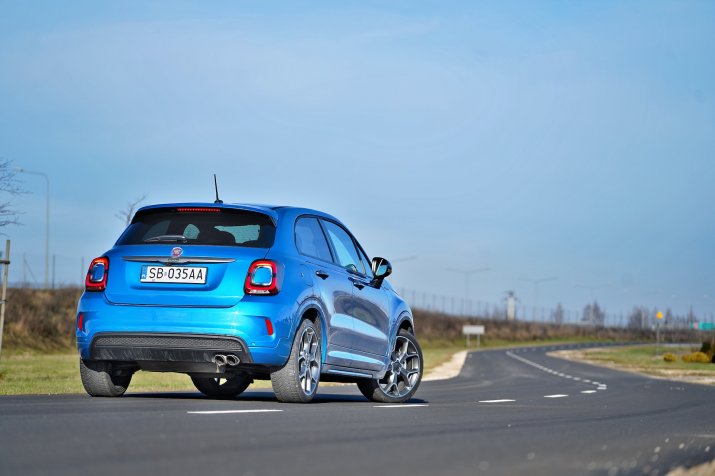 Fiat 500X_05