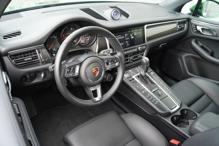 2019 Porsche Macan_2.0_04