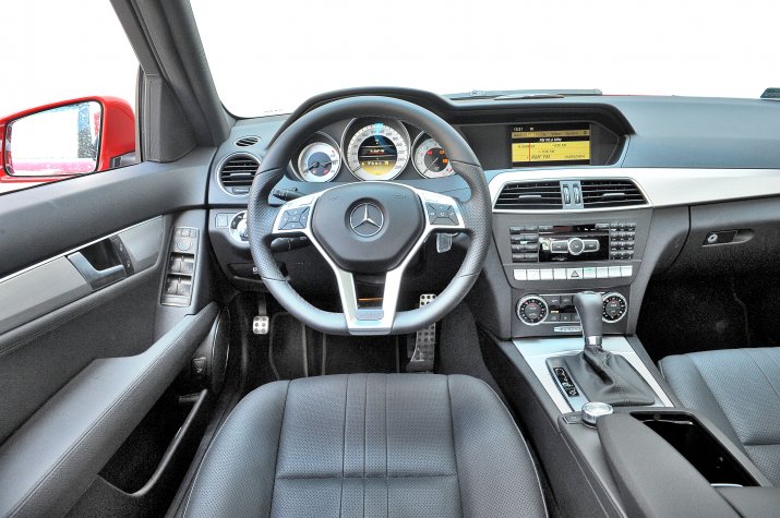 Mercedes-klasy-C-W204_3