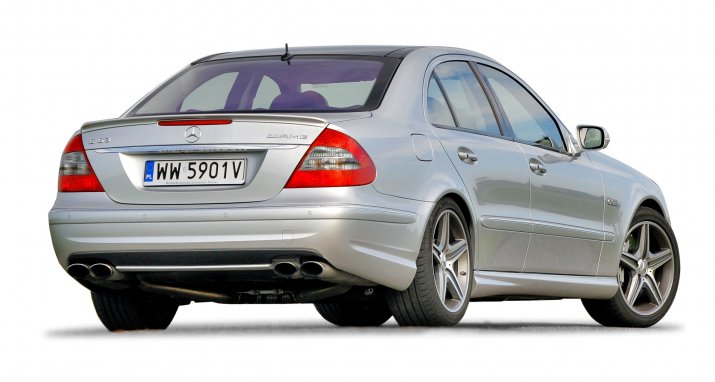 Mercedes-klasy-E-W211_2