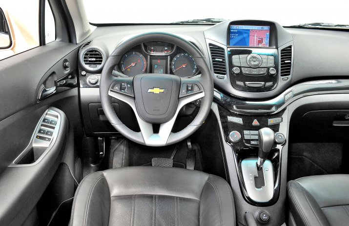 Chevrolet-Orlando-I_3