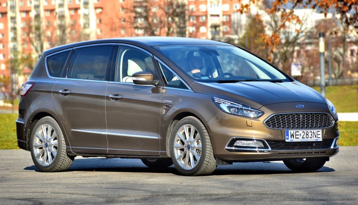 Ford-S-Max-II_5