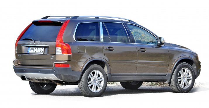 Volvo-XC90-I_2