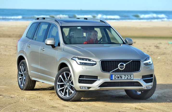 Volvo-XC90-II_5