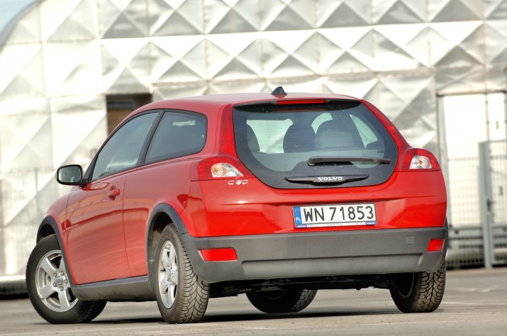 Volvo-C30_5