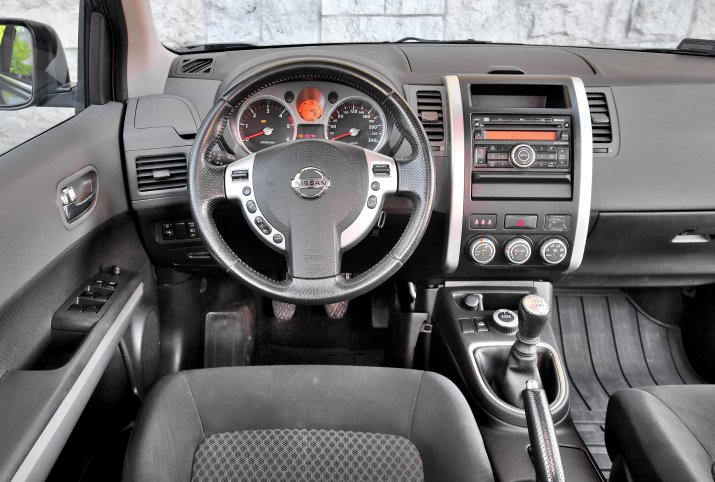 Nissan-X-Trail-II_3