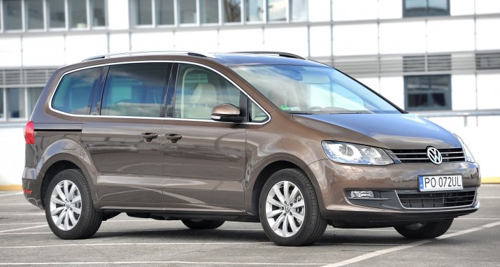 Volkswagen-Sharan-II_4