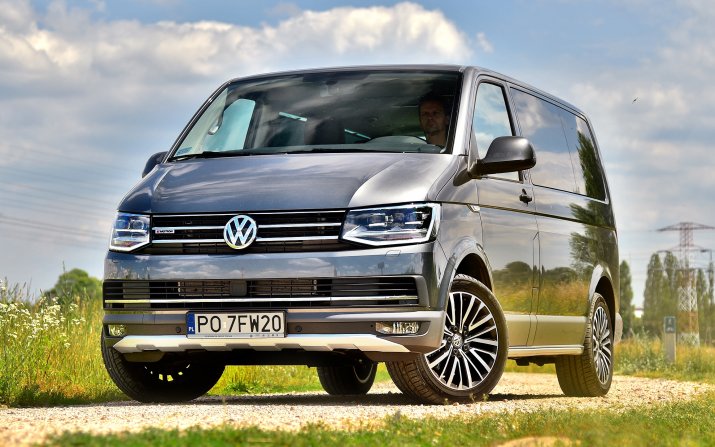 Volkswagen-Multivan-III-T6_5