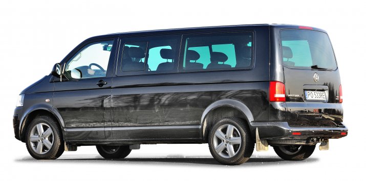 Volkswagen-Multivan-II-T5_2