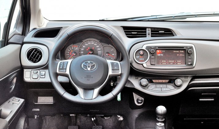 Toyota-Yaris-III_9
