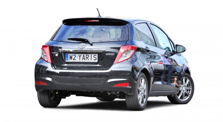 Toyota-Yaris-III_8