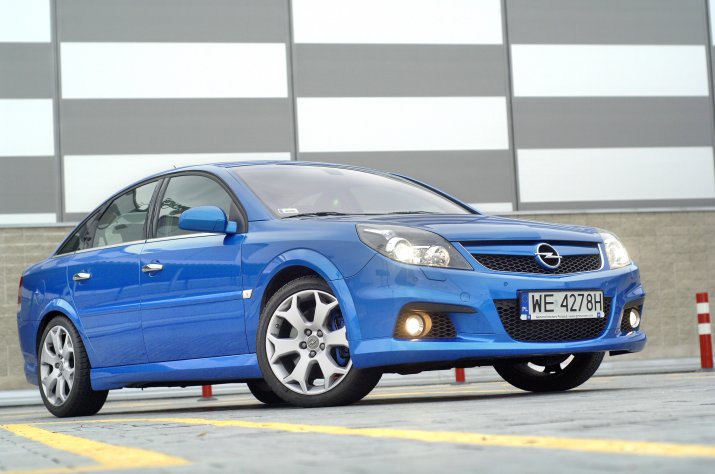 Opel-Vectra-C_4