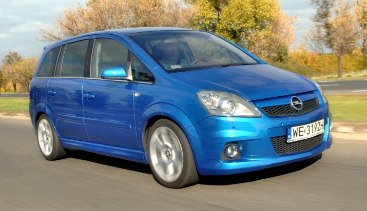 Opel-Zafira-B-OPC_4