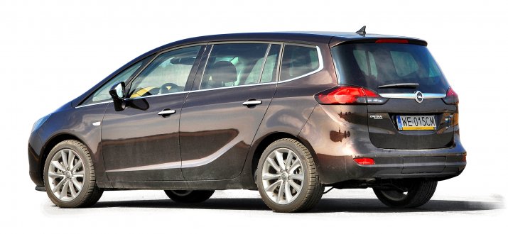 Opel-Zafira-C_2