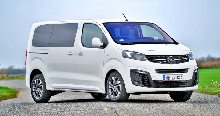 Opel-Zafira-Life_4