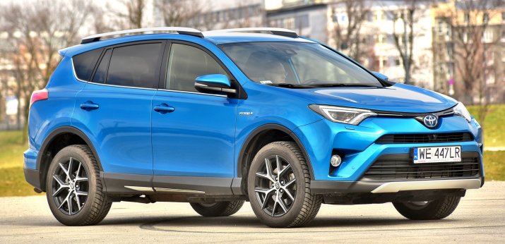 Toyota-RAV4-IV_5