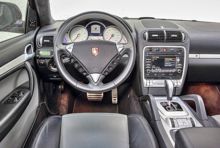 Porsche-Cayenne-I_3