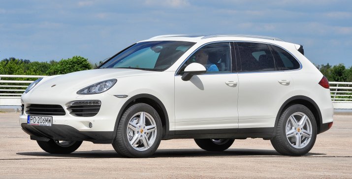 Porsche-Cayenne-II_4