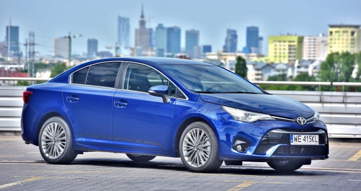 Toyota-Avensis-III-T27_4