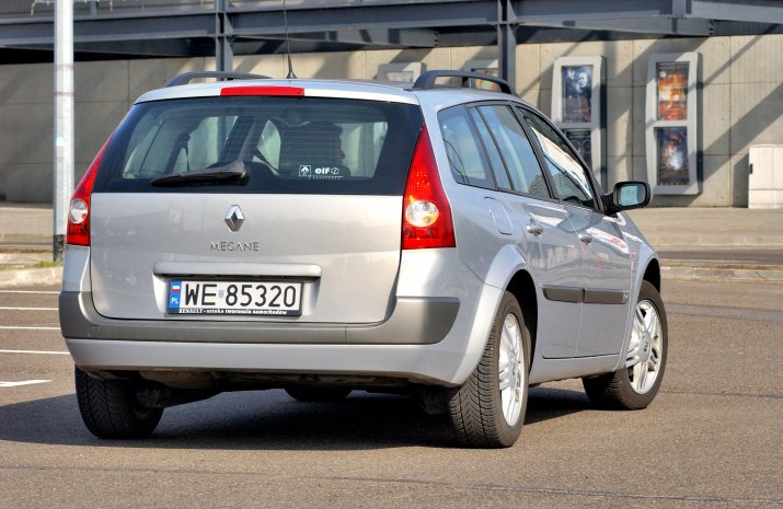 Renault-Megane-II_4