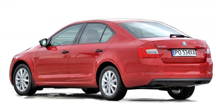 Skoda-Octavia-III_2