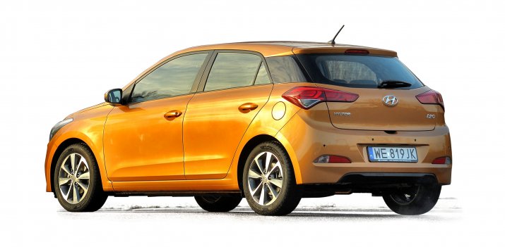 Hyundai-i20-II_2