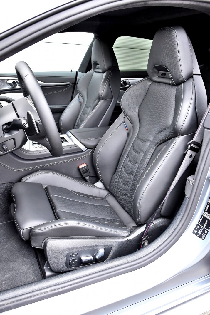 KSZ_BMW_M850i_GRAN_COUPE_INTERIOR_350