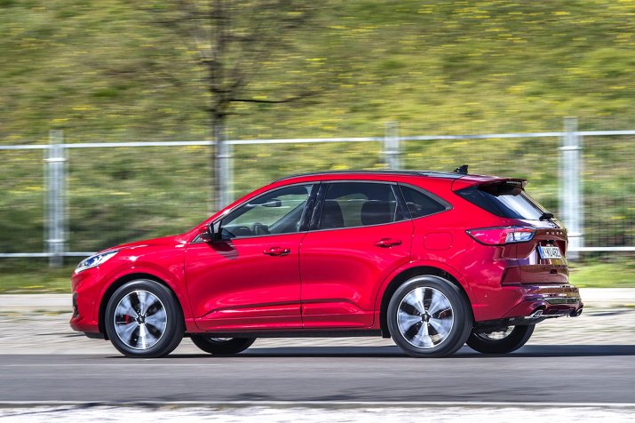 KSZ_FORD_KUGA_III_ST_LINE_DYNAMIKA_006