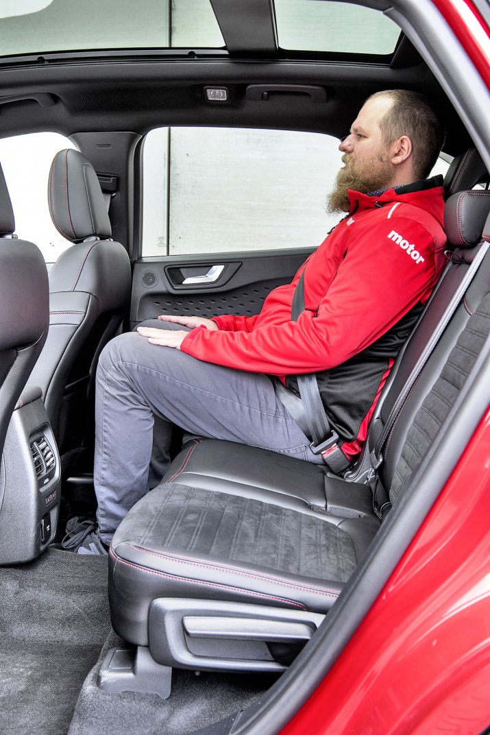 KSZ_FORD_KUGA_III_ST_LINE_INTERIOR_024