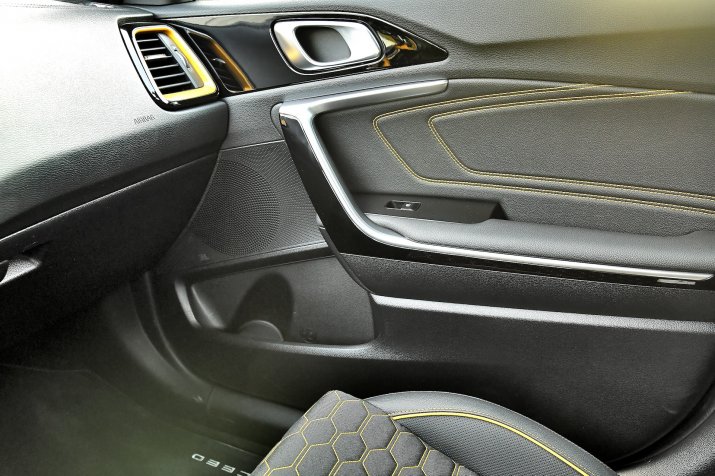 KSZ_KIA_XCEED_XL_INTERIOR_109