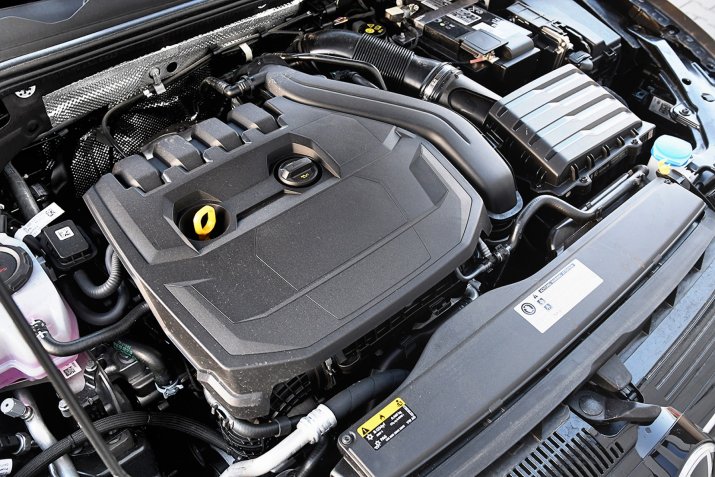 KSZ_VW_GOLF_VIII_STYLE_INTERIOR_091