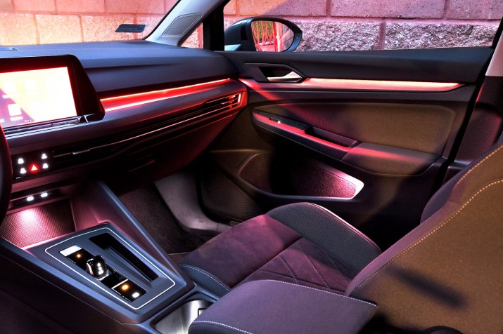 KSZ_VW_GOLF_VIII_STYLE_INTERIOR_237